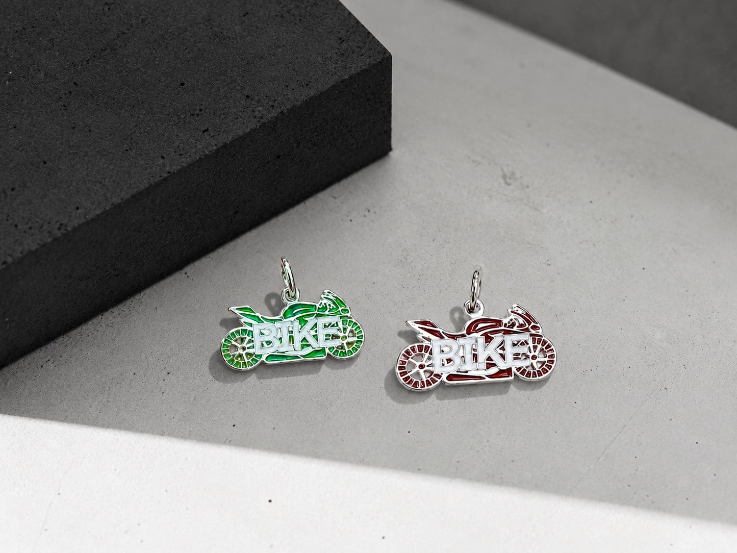 "Moto Enamel" Pendant Necklace – 925 Solid Silver, 92k Solid Gold