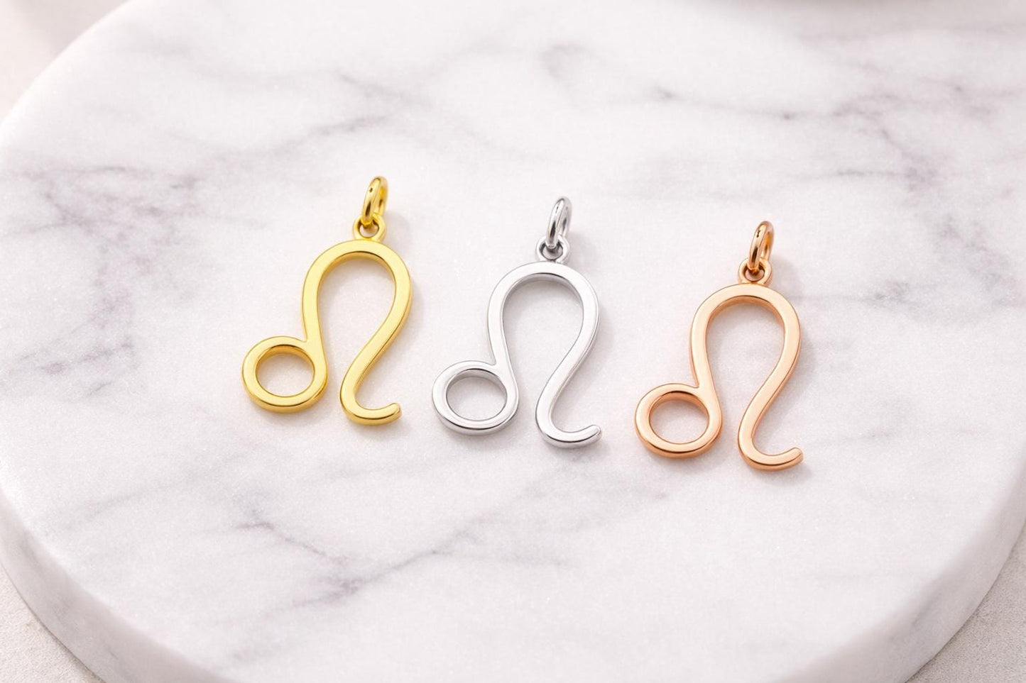 "Leo Zodiac" Pendant Necklace - 14k Solid Yellow Gold