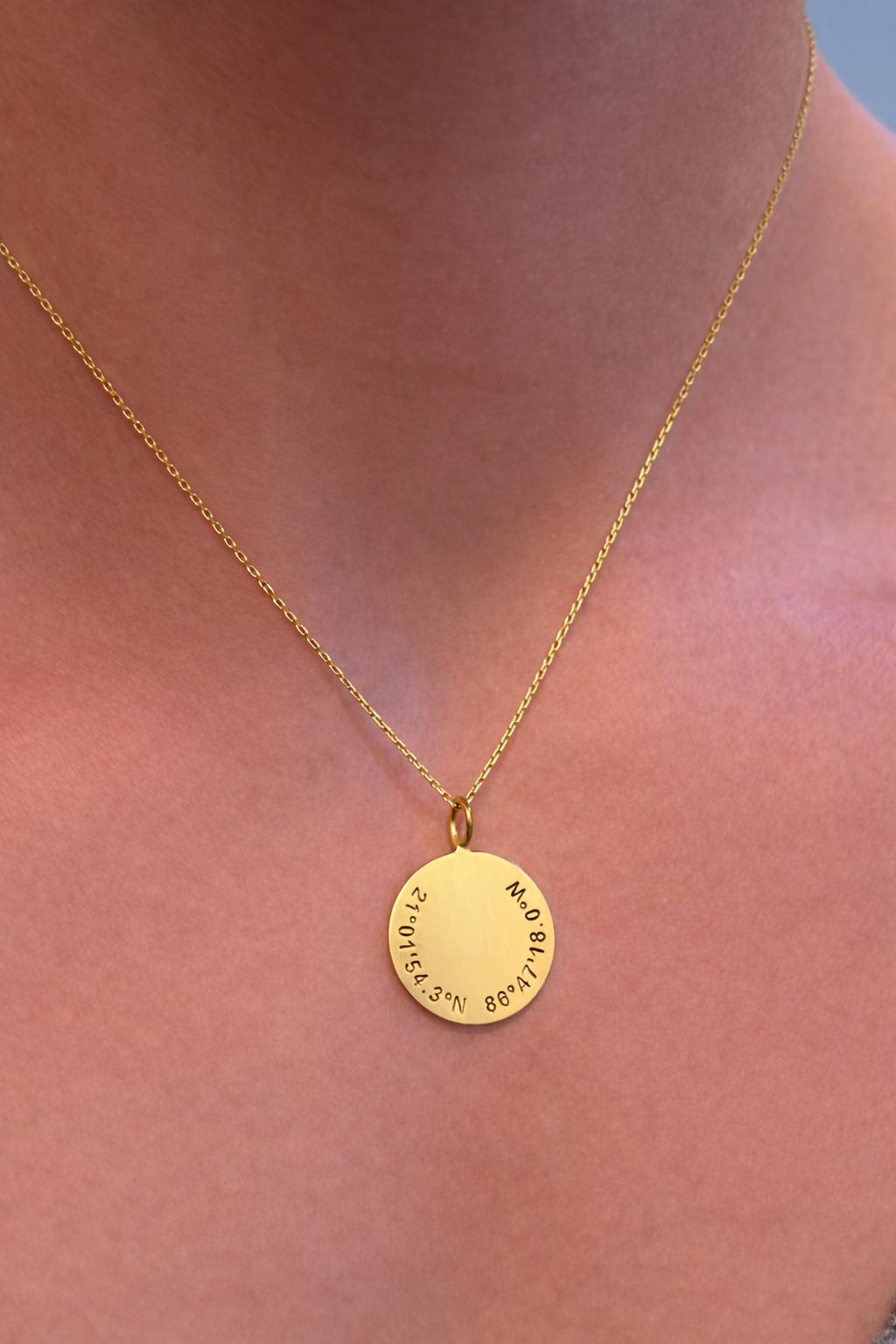 "Coordinated Medal" Pendant Necklace - 14k Solid Gold