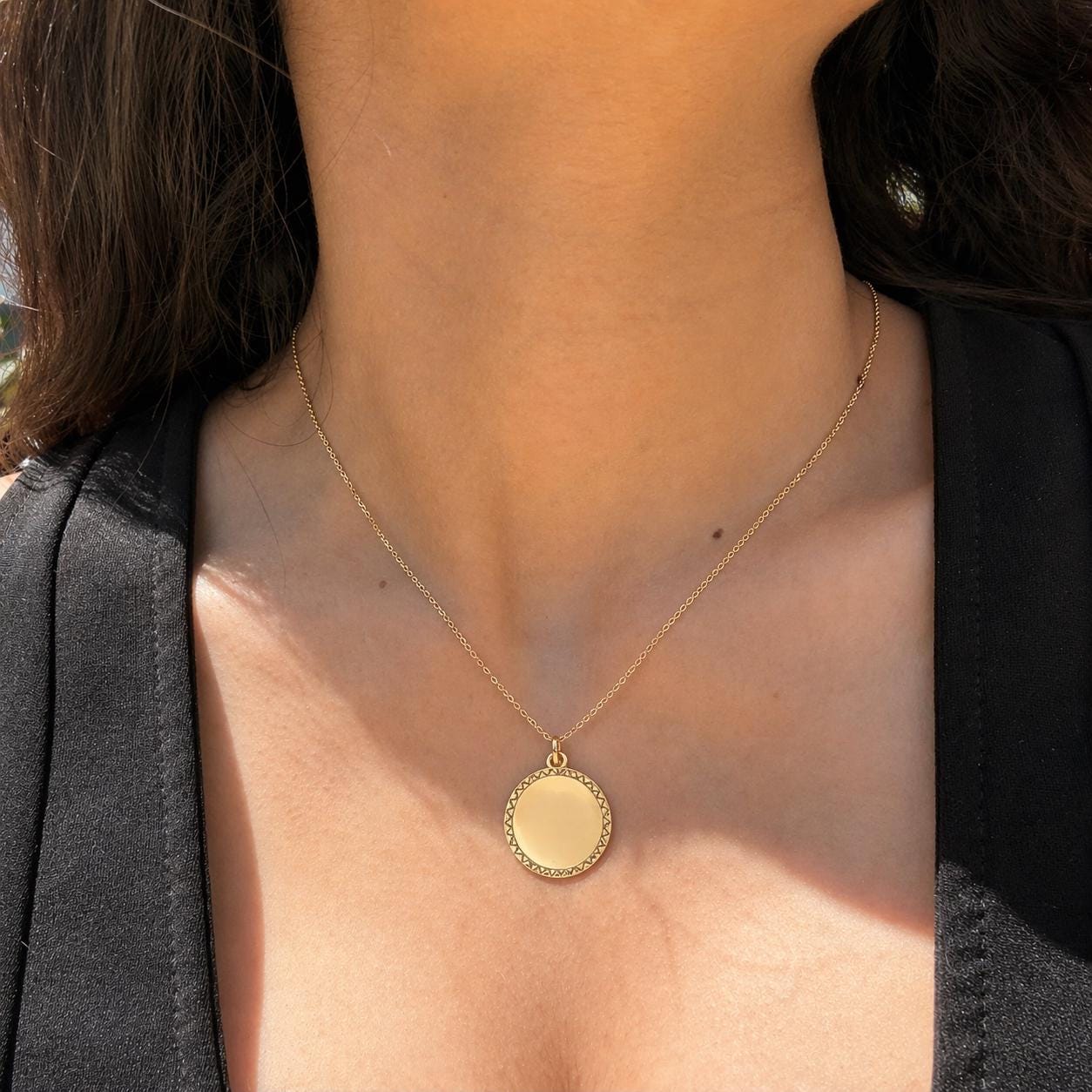 "Lined Medallion" Pendant - 14k Solid Yellow Gold
