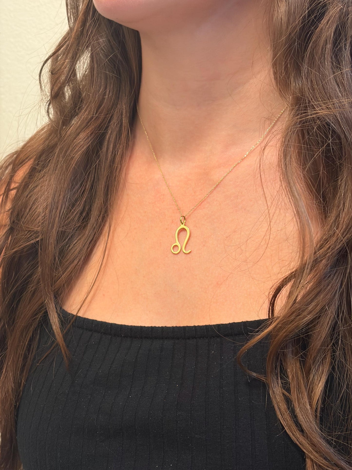 "Leo Zodiac" Pendant Necklace - 14k Solid Yellow Gold